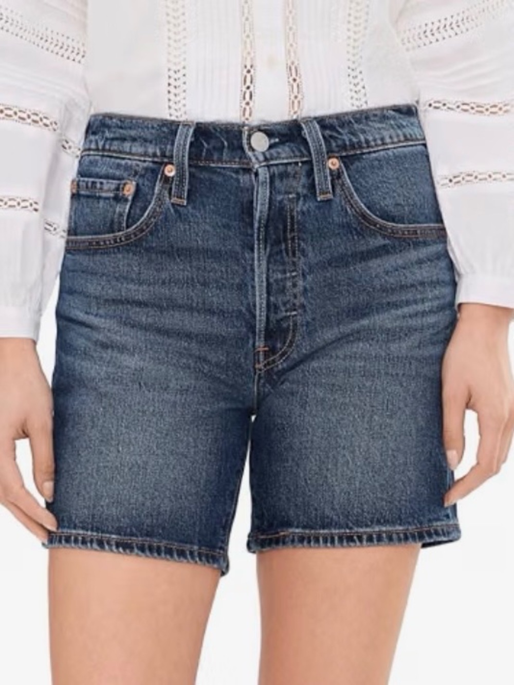 Levi’s High-Rise Dark Blue Denim Mid Thigh Shorts Size 27